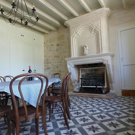 Chateau Magondeau Saillans  Bagian luar foto