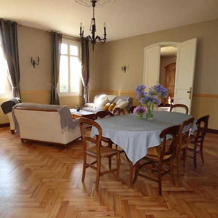 Chateau Magondeau Saillans  Bagian luar foto
